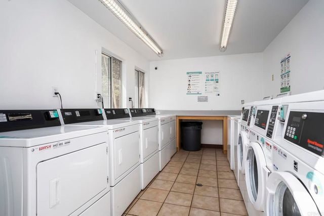 4222 Menlo Avenue 28, San Diego, CA 92115