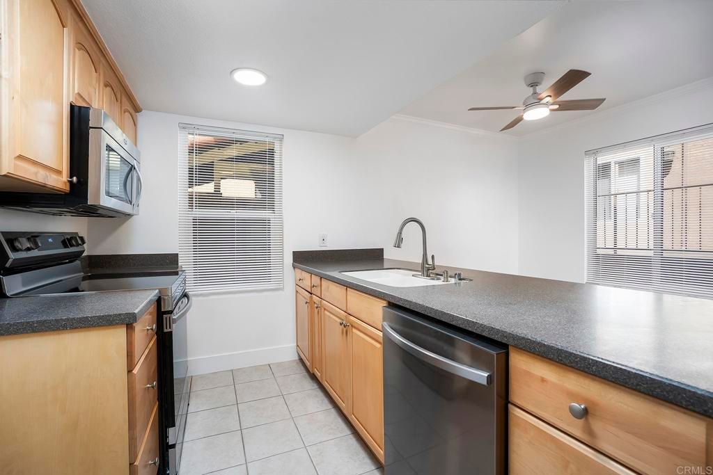 4222 Menlo Avenue 28, San Diego, CA 92115 — photo 5
