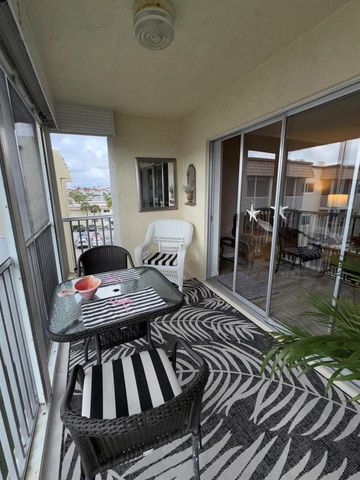 650 Snug Harbor Drive G407, Boynton Beach, FL 33435