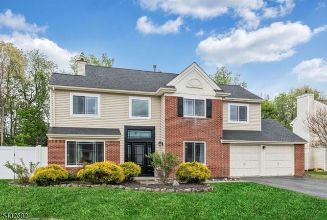 9 FOX CHASE ROAD, Jefferson Twp., NJ 07438