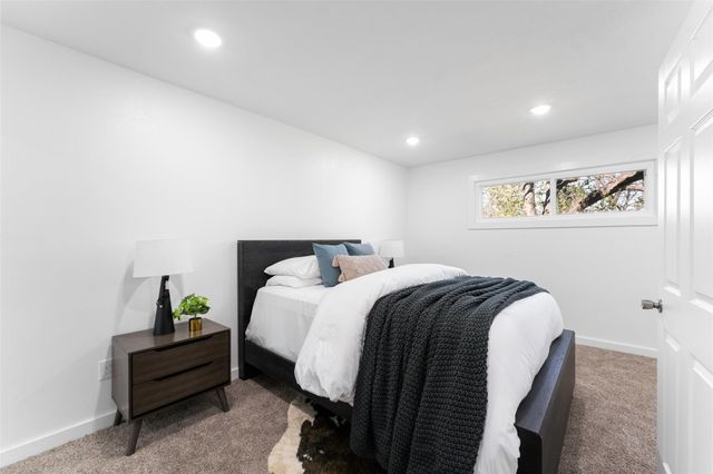 2661 Hudspeth Avenue, Dallas, TX 75216