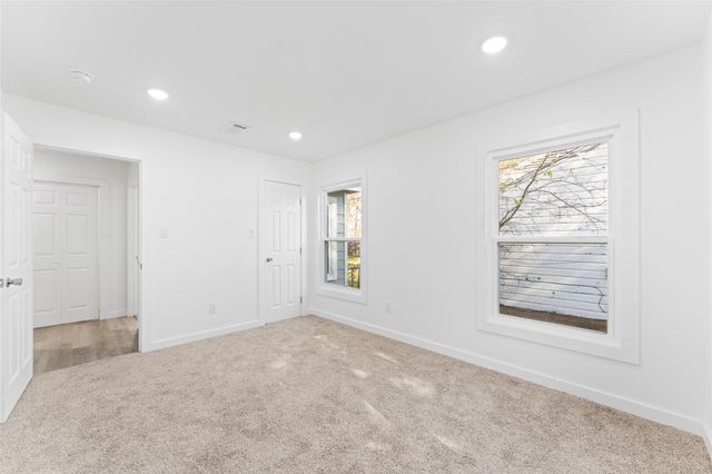 2661 Hudspeth Avenue, Dallas, TX 75216