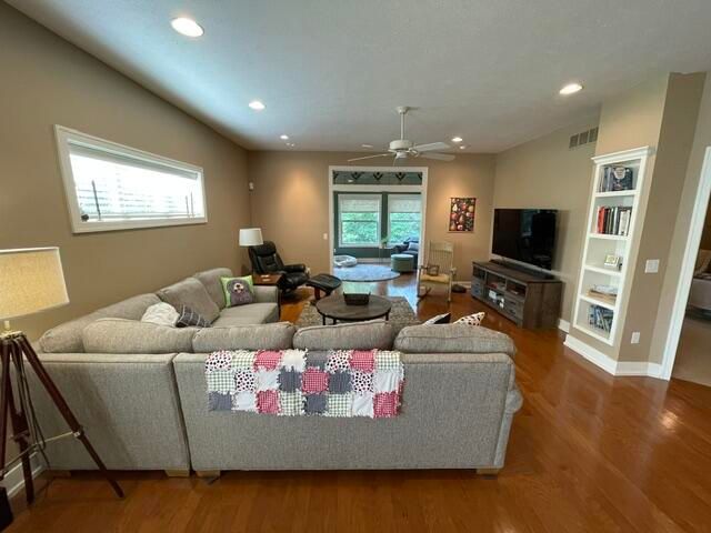 1953 Morning Dew Drive Sw, Byron Twp, MI 49315