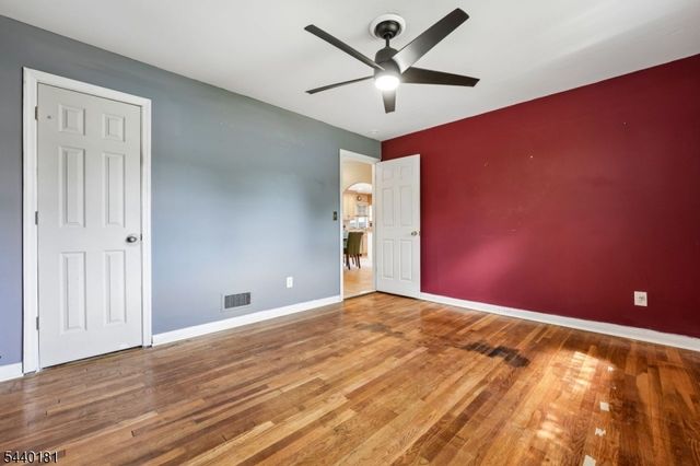 42 Daka Ct, Bloomfield Twp., NJ 07003