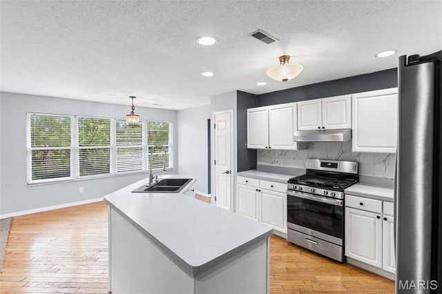 204 Piney Woods Drive, Swansea, IL 62226