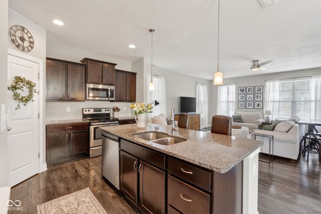 6195 Andrews Way, Whitestown, IN 46075