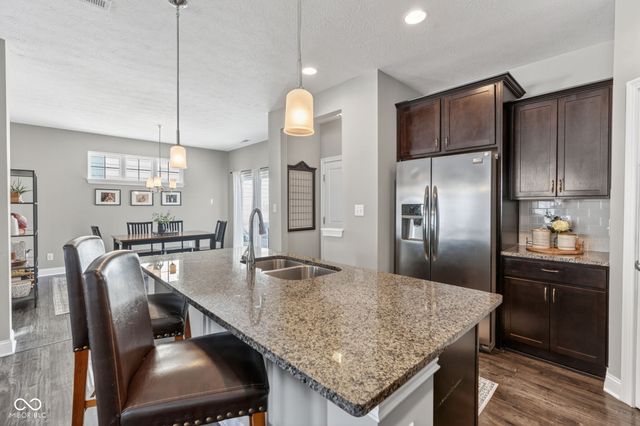 6195 Andrews Way, Whitestown, IN 46075