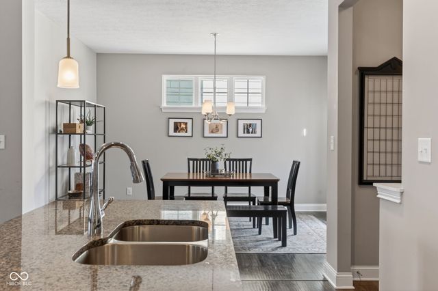 6195 Andrews Way, Whitestown, IN 46075