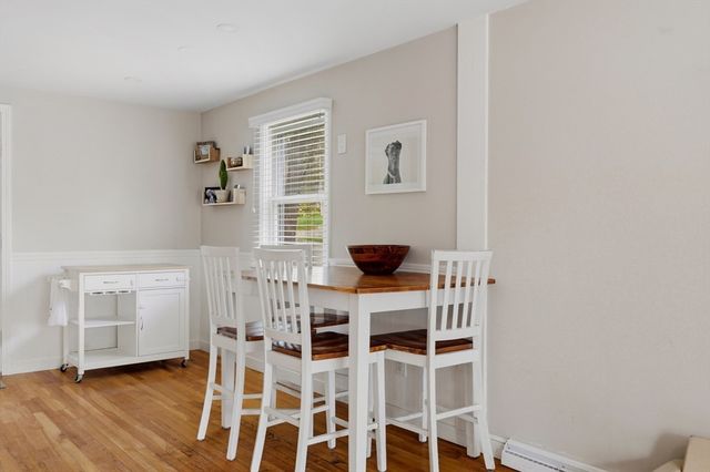 8 Bicknell St, Foxboro, MA 02035