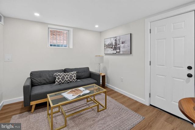 5412 9TH ST NW, Washington, DC 20011
