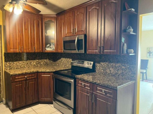 6100 NW 73rd Terrace, Tamarac, FL 33321