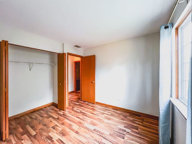 1320 Darnell Drive, Mundelein, IL 60060