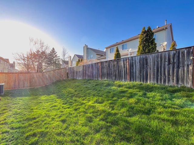 1320 Darnell Drive, Mundelein, IL 60060