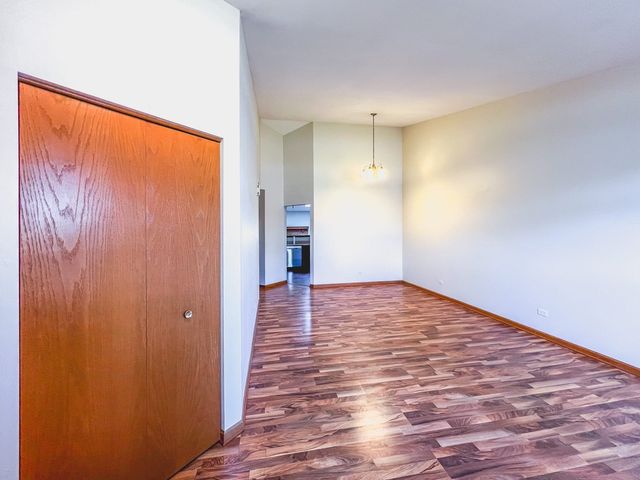 1320 Darnell Drive, Mundelein, IL 60060