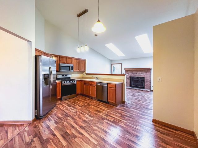 1320 Darnell Drive, Mundelein, IL 60060