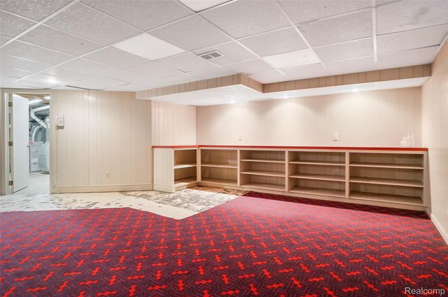 4855 Thorntree Drive, West Bloomfield Charter Township, MI 48322