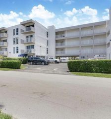 3716 NE 168th St 303, North Miami Beach, FL 33160