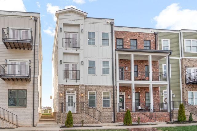 428 Centre St, Pleasant View, TN 37146