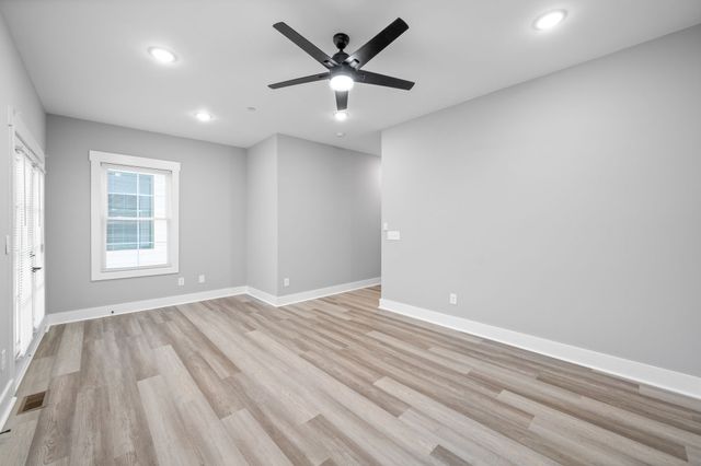 428 Centre St, Pleasant View, TN 37146