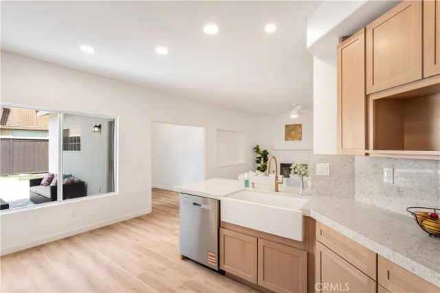 230 Del Mesa, Oceanside, CA 92058