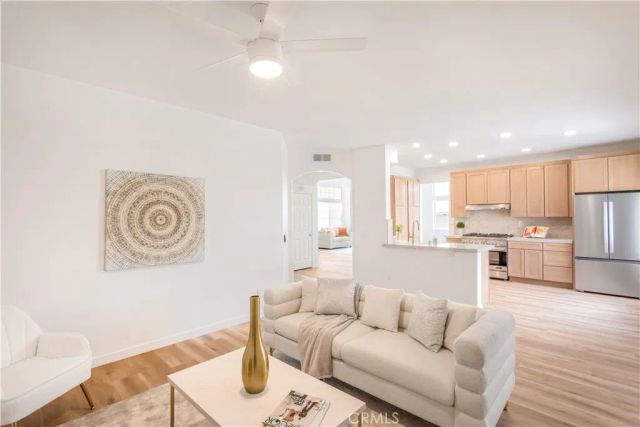 230 Del Mesa, Oceanside, CA 92058