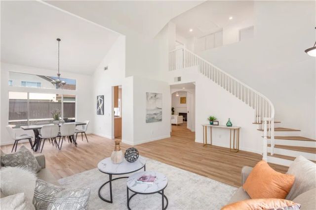 230 Del Mesa, Oceanside, CA 92058