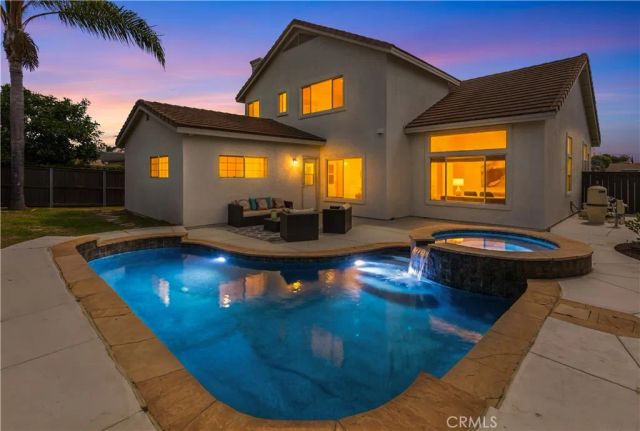 230 Del Mesa, Oceanside, CA 92058