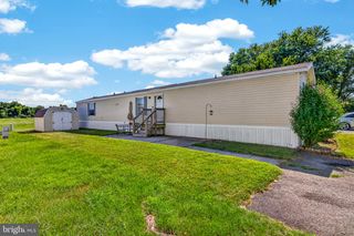 8 W REYBOLD DR #8, Middletown, DE 19709