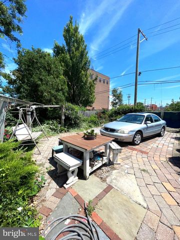 2361 N 3RD ST, Philadelphia, PA 19133