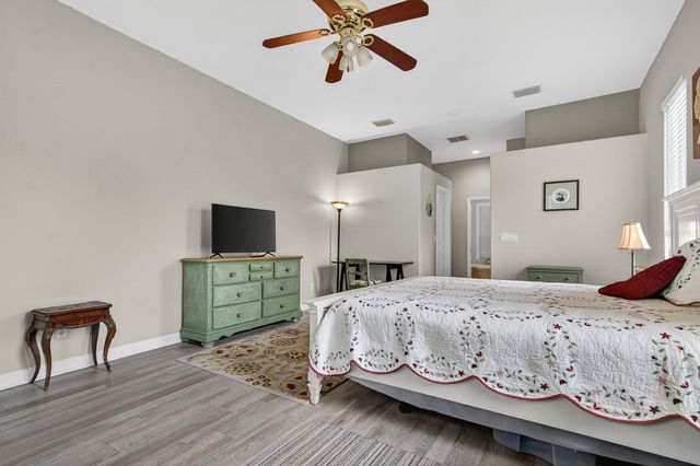 6130 BRIDLEFORD DRIVE, Wesley Chapel, FL 33545