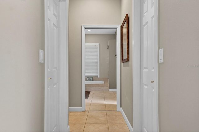6130 BRIDLEFORD DRIVE, Wesley Chapel, FL 33545
