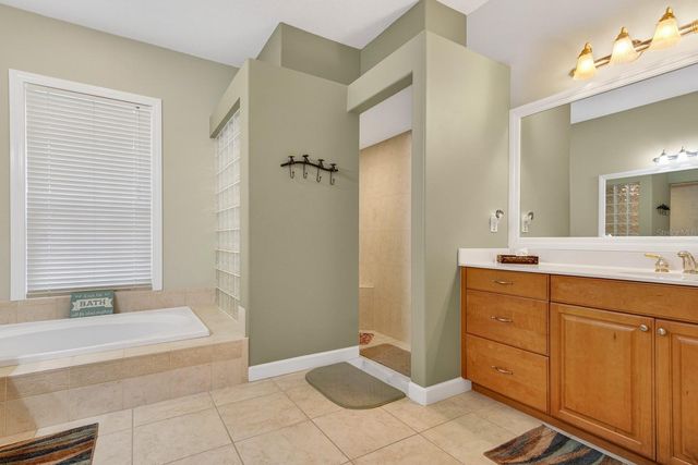 6130 BRIDLEFORD DRIVE, Wesley Chapel, FL 33545