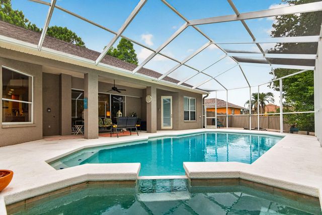 6130 BRIDLEFORD DRIVE, Wesley Chapel, FL 33545