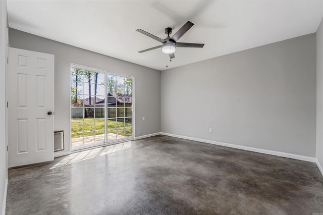 18 Arbor Oaks Drive, Sherwood, AR 72120