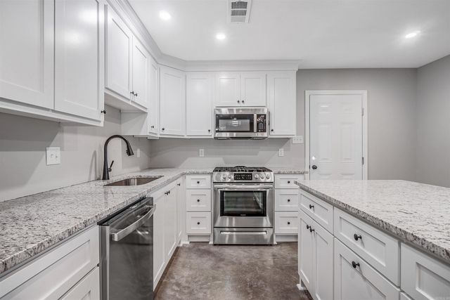 18 Arbor Oaks Drive, Sherwood, AR 72120