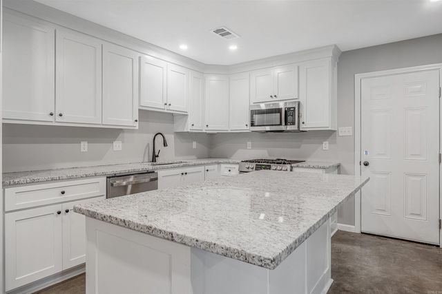 18 Arbor Oaks Drive, Sherwood, AR 72120