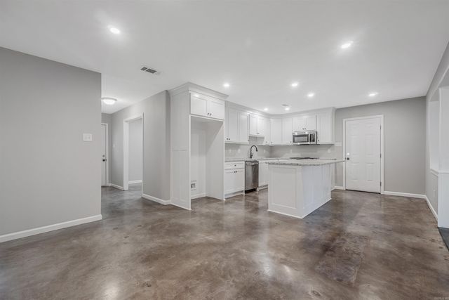 18 Arbor Oaks Drive, Sherwood, AR 72120