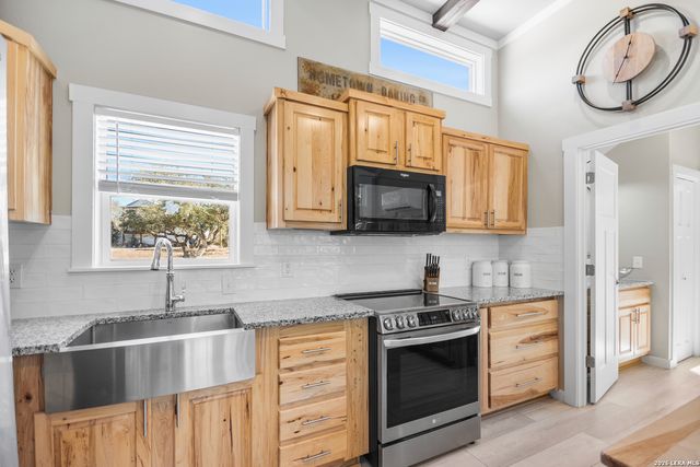 292 Fossil Ridge, Boerne, TX 78006