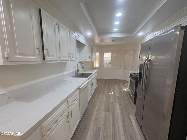 30406 Passageway Place, Agoura Hills, CA 91301