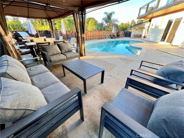 23443 Balmoral Lane E, West Hills, CA 91307