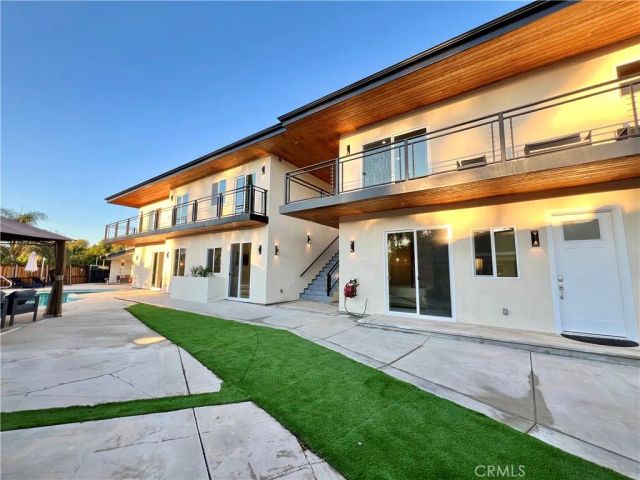 23443 Balmoral Lane E, West Hills, CA 91307