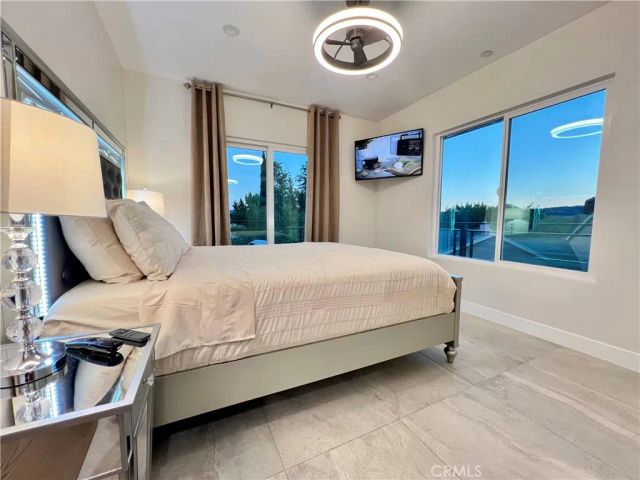 23443 Balmoral Lane E, West Hills, CA 91307