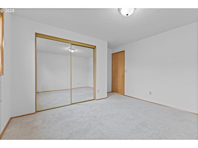 1804 N ALDERSGATE Ln, Newberg, OR 97132