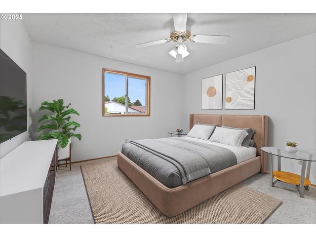 1804 N ALDERSGATE Ln, Newberg, OR 97132