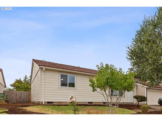 1804 N ALDERSGATE Ln, Newberg, OR 97132