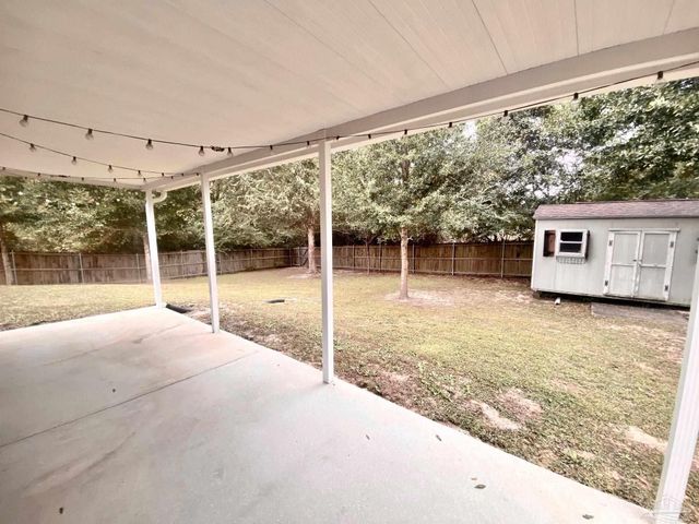 8431 Ferlon Ave, Pensacola, FL 32526