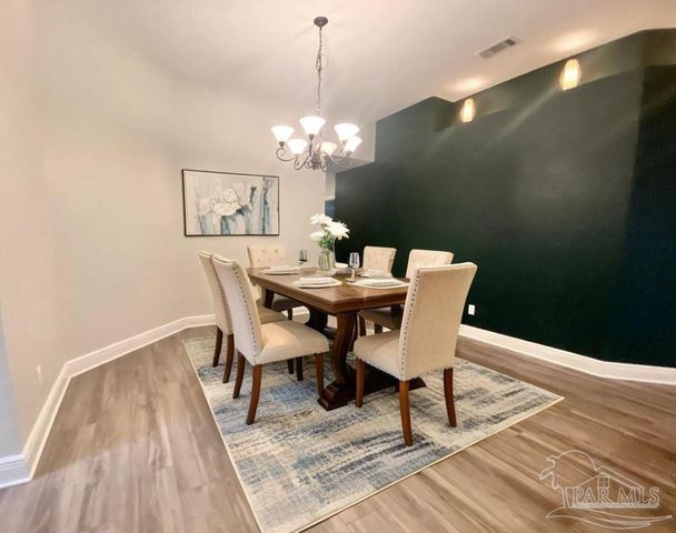 8431 Ferlon Ave, Pensacola, FL 32526