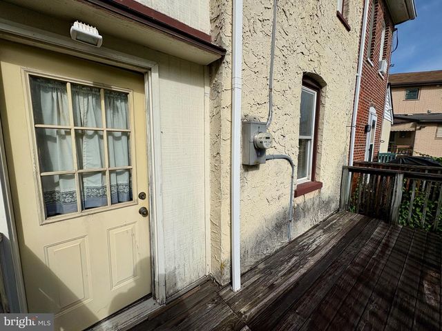 207 CHESTNUT ST, Downingtown, PA 19335