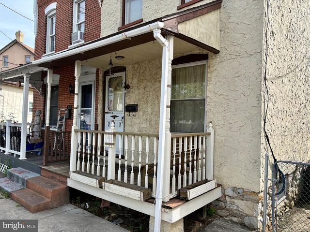 207 CHESTNUT ST, Downingtown, PA 19335