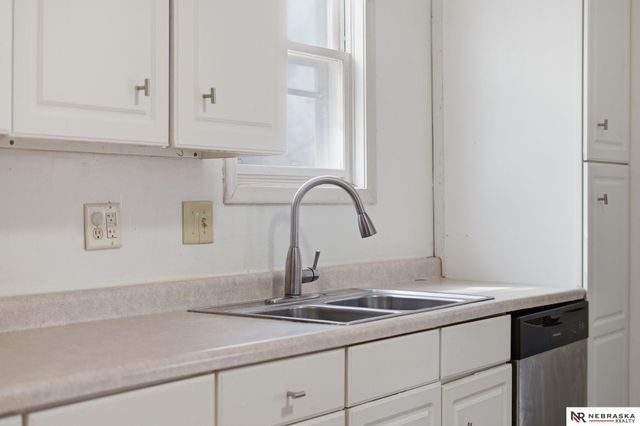 2937 N 46th Street, Lincoln, NE 68504